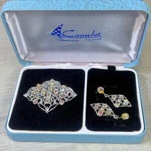 Vintage Camelot Aurora Borealis Rhinestone Brooch & Clip Earrings Jewelry Set